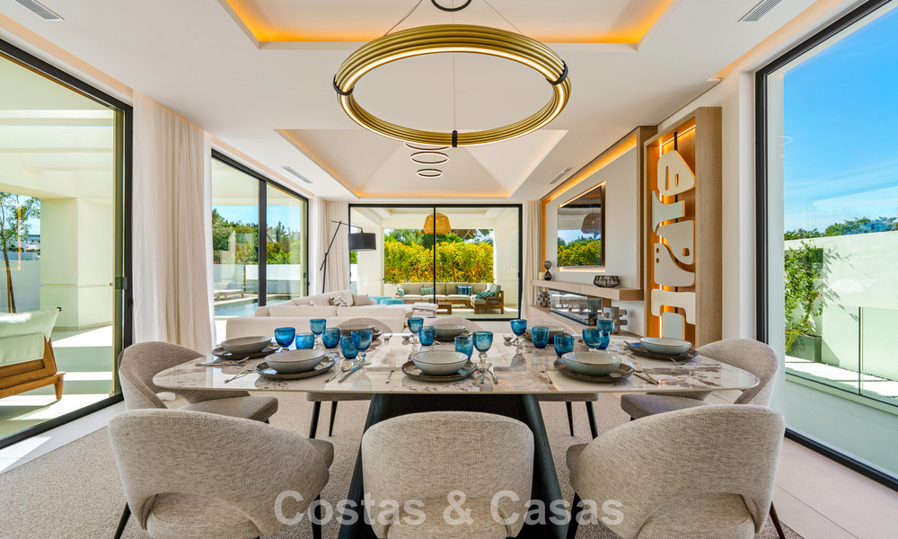 Move-in ready, contemporary luxury villa for sale within walking distance of the beach and town center of San Pedro - Marbella 788835