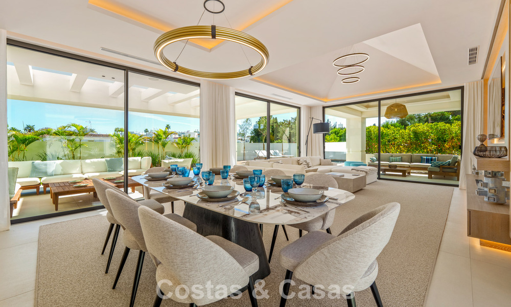 Move-in ready, contemporary luxury villa for sale within walking distance of the beach and town center of San Pedro - Marbella 788836