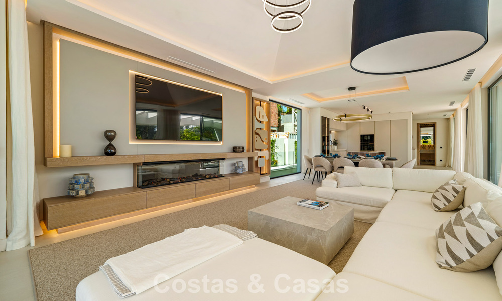 Move-in ready, contemporary luxury villa for sale within walking distance of the beach and town center of San Pedro - Marbella 788839
