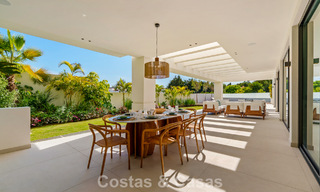 Move-in ready, contemporary luxury villa for sale within walking distance of the beach and town center of San Pedro - Marbella 788840 