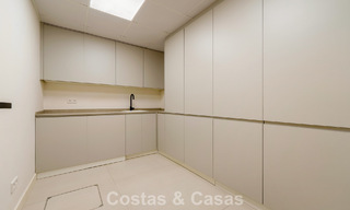 Move-in ready, contemporary luxury villa for sale within walking distance of the beach and town center of San Pedro - Marbella 788854 