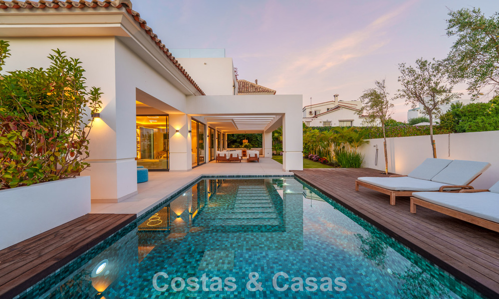 Move-in ready, contemporary luxury villa for sale within walking distance of the beach and town center of San Pedro - Marbella 788858