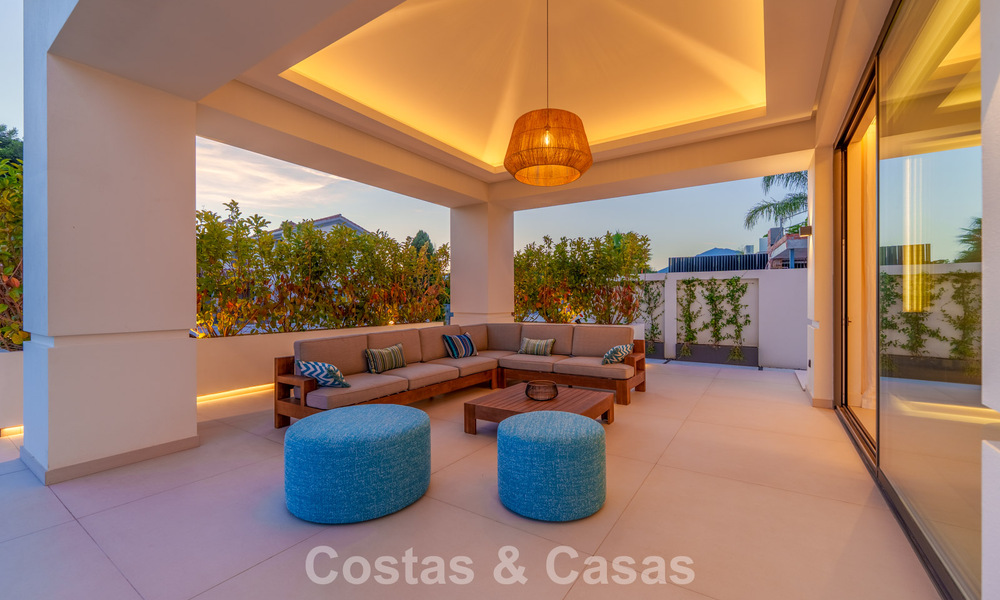 Move-in ready, contemporary luxury villa for sale within walking distance of the beach and town center of San Pedro - Marbella 788861