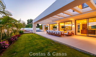 Move-in ready, contemporary luxury villa for sale within walking distance of the beach and town center of San Pedro - Marbella 788863 