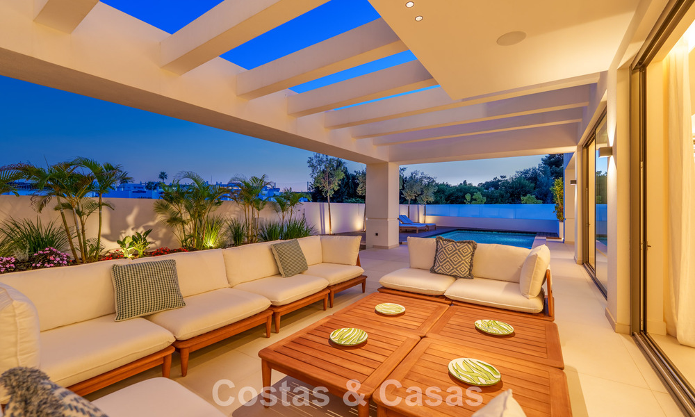 Move-in ready, contemporary luxury villa for sale within walking distance of the beach and town center of San Pedro - Marbella 788870