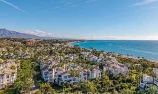 Modernized apartment with sea views for sale in a beachfront complex on the New Golden Mile between Marbella and Estepona 788781 