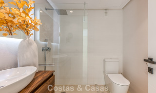 Modernized apartment with sea views for sale in a beachfront complex on the New Golden Mile between Marbella and Estepona 788788 