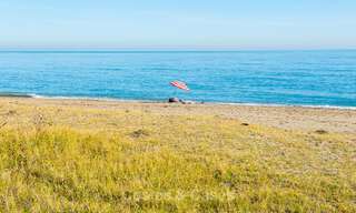 Modernized apartment with sea views for sale in a beachfront complex on the New Golden Mile between Marbella and Estepona 788802 