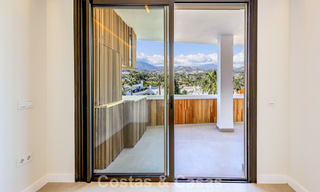 First-class renovated apartment for sale within walking distance of everything in Nueva Andalucia, Marbella 789714 