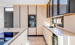 First-class renovated apartment for sale within walking distance of everything in Nueva Andalucia, Marbella 789735 