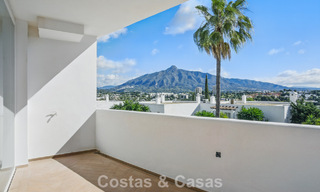 Luxury apartment for sale in a secure urbanization in Nueva Andalucia, Marbella 789771 