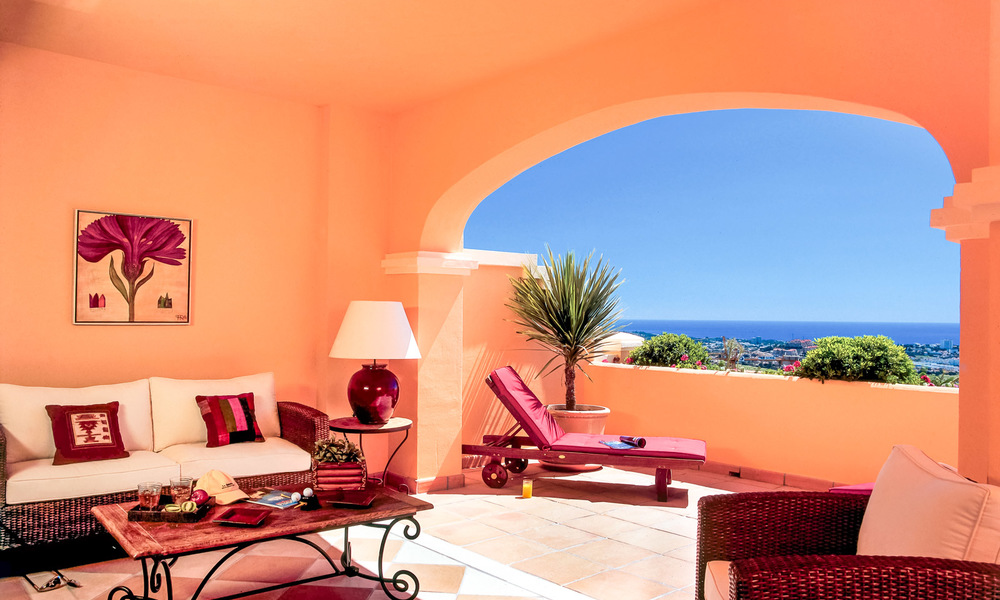 Luxury apartments for sale, Nueva Andalucia, Marbella - Benahavis 21053