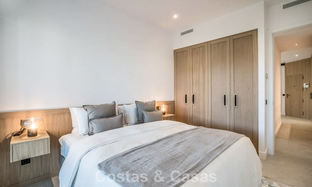 Modernly renovated ground floor apartment for sale in a prime gated complex in Sierra Blanca, Golden Mile, Marbella 789853