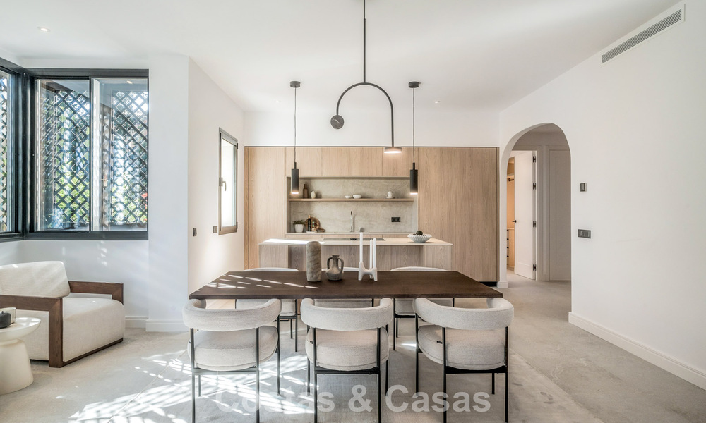 Modernly renovated ground floor apartment for sale in a prime gated complex in Sierra Blanca, Golden Mile, Marbella 789859