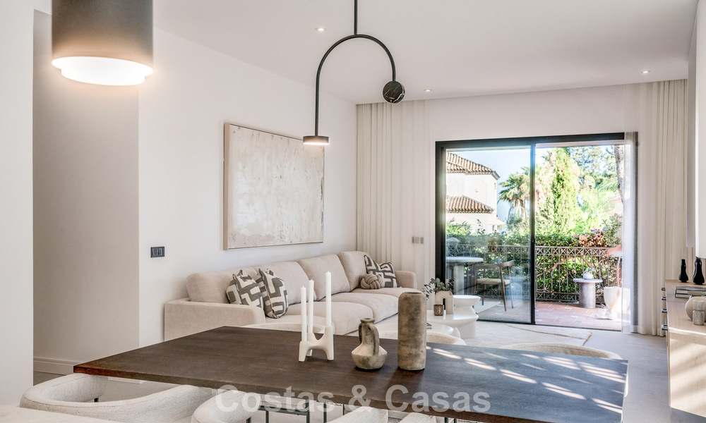 Modernly renovated ground floor apartment for sale in a prime gated complex in Sierra Blanca, Golden Mile, Marbella 789864