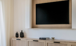 Modernly renovated ground floor apartment for sale in a prime gated complex in Sierra Blanca, Golden Mile, Marbella 789867 