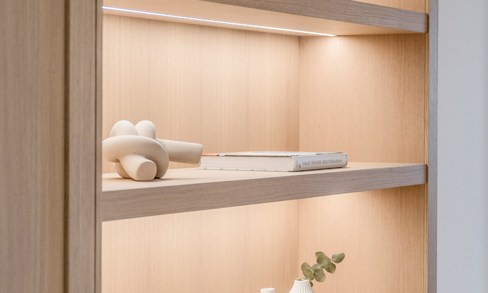 Modernly renovated ground floor apartment for sale in a prime gated complex in Sierra Blanca, Golden Mile, Marbella 789868