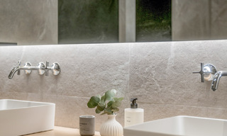 Modernly renovated ground floor apartment for sale in a prime gated complex in Sierra Blanca, Golden Mile, Marbella 789874 