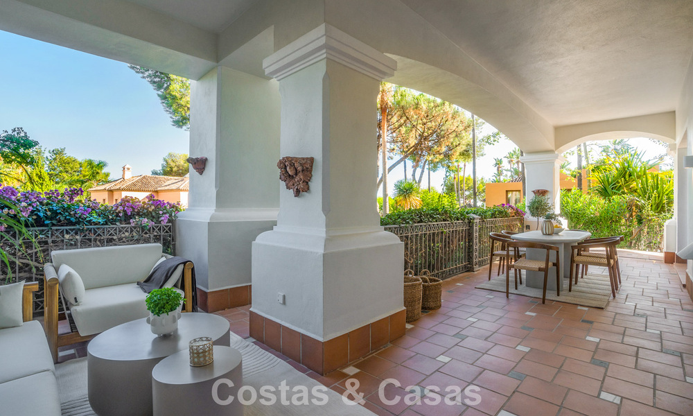 Modernly renovated ground floor apartment for sale in a prime gated complex in Sierra Blanca, Golden Mile, Marbella 789878