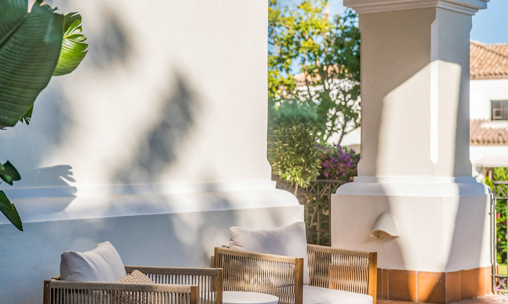 Modernly renovated ground floor apartment for sale in a prime gated complex in Sierra Blanca, Golden Mile, Marbella 789882