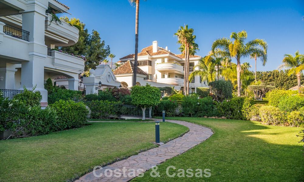 Modernly renovated ground floor apartment for sale in a prime gated complex in Sierra Blanca, Golden Mile, Marbella 789883