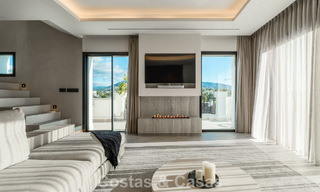 Modern renovated duplex penthouse with sea views for sale within walking distance of Puerto Banús, Marbella 789143 