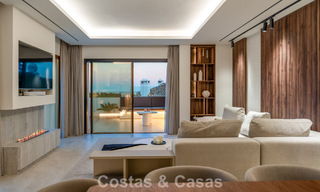 Modern renovated duplex penthouse with sea views for sale within walking distance of Puerto Banús, Marbella 789161 