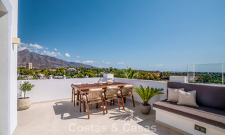 Modern renovated duplex penthouse with sea views for sale within walking distance of Puerto Banús, Marbella 789173 