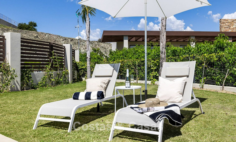 Move-in ready luxury villa with modern architecture and panoramic sea views for sale in Marbella - Benahavis 788951