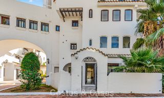 Renovated luxury apartment for sale just steps from the beach and the center of Puerto Banus, Marbella 789026 