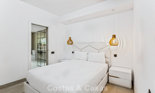 Renovated luxury apartment for sale just steps from the beach and the center of Puerto Banus, Marbella 789034 