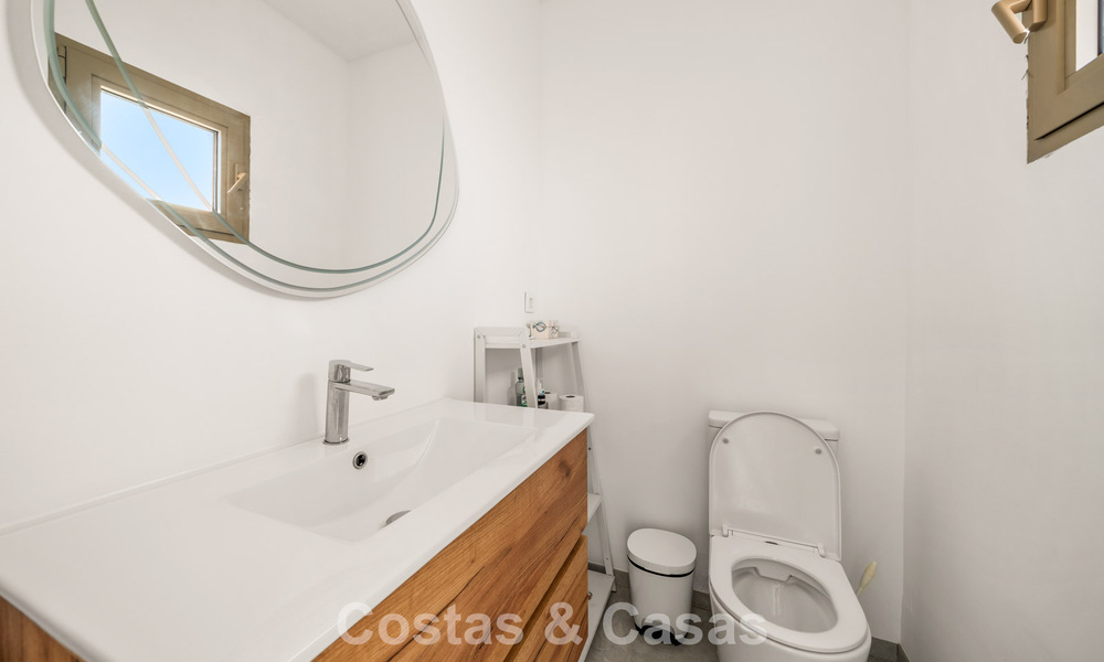 Authentic Mediterranean villa with modern interior and magnificent sea views for sale west of Estepona center 788982