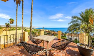 Authentic Mediterranean villa with modern interior and magnificent sea views for sale west of Estepona center 788988 