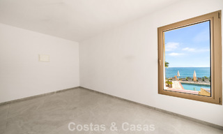 Authentic Mediterranean villa with modern interior and magnificent sea views for sale west of Estepona center 788999 