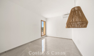 Authentic Mediterranean villa with modern interior and magnificent sea views for sale west of Estepona center 789000 