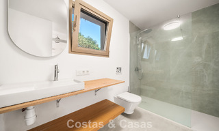 Authentic Mediterranean villa with modern interior and magnificent sea views for sale west of Estepona center 789004 