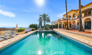 Authentic Mediterranean villa with modern interior and magnificent sea views for sale west of Estepona center 789006 