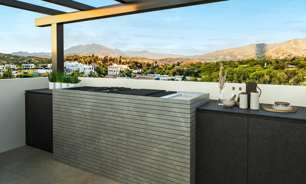 Luxuriously renovated, modern Mediterranean luxury villa for sale in the heart of Nueva Andalucia, Marbella 789045