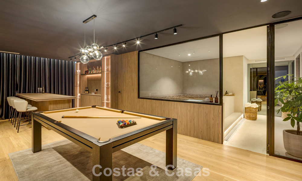 Attractive designer villa with spectacular sea views for sale in Elviria, east of Marbella center 789119