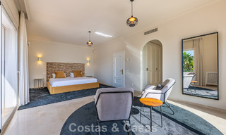 Large Spanish-style villa for sale adjacent to a first-class golf course, gated in la quinta, Marbella - Benahavís 789256 