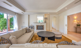 Large Spanish-style villa for sale adjacent to a first-class golf course, gated in la quinta, Marbella - Benahavís 789292 