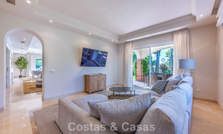 Large Spanish-style villa for sale adjacent to a first-class golf course, gated in la quinta, Marbella - Benahavís 789296 