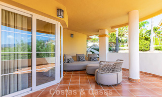 Refurbished apartment for sale within walking distance of local amenities and Puerto Banus in Nueva Andalucia, Marbella 789340 