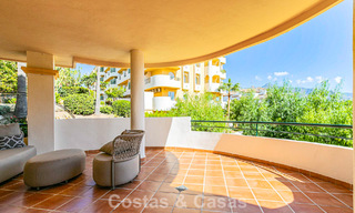Refurbished apartment for sale within walking distance of local amenities and Puerto Banus in Nueva Andalucia, Marbella 789341 