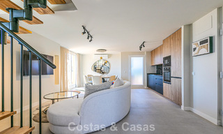 Duplex penthouse with sea views for sale within walking distance of amenities and Puerto Banus in Nueva Andalucia, Marbella 789309 