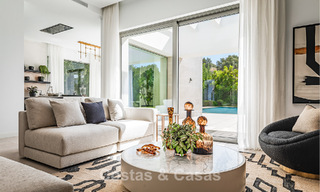 Move-in ready luxury villa with minimalist architecture for sale on the New Golden Mile between Marbella and Estepona 789685 