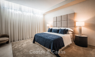 Move-in ready luxury villa with minimalist architecture for sale on the New Golden Mile between Marbella and Estepona 789697 