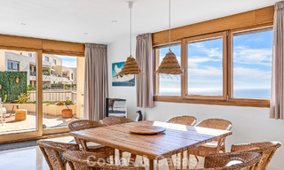 Move-in ready, contemporary apartment with panoramic sea views for sale east of Marbella 789370 