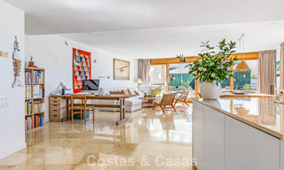 Move-in ready, contemporary apartment with panoramic sea views for sale east of Marbella 789388 