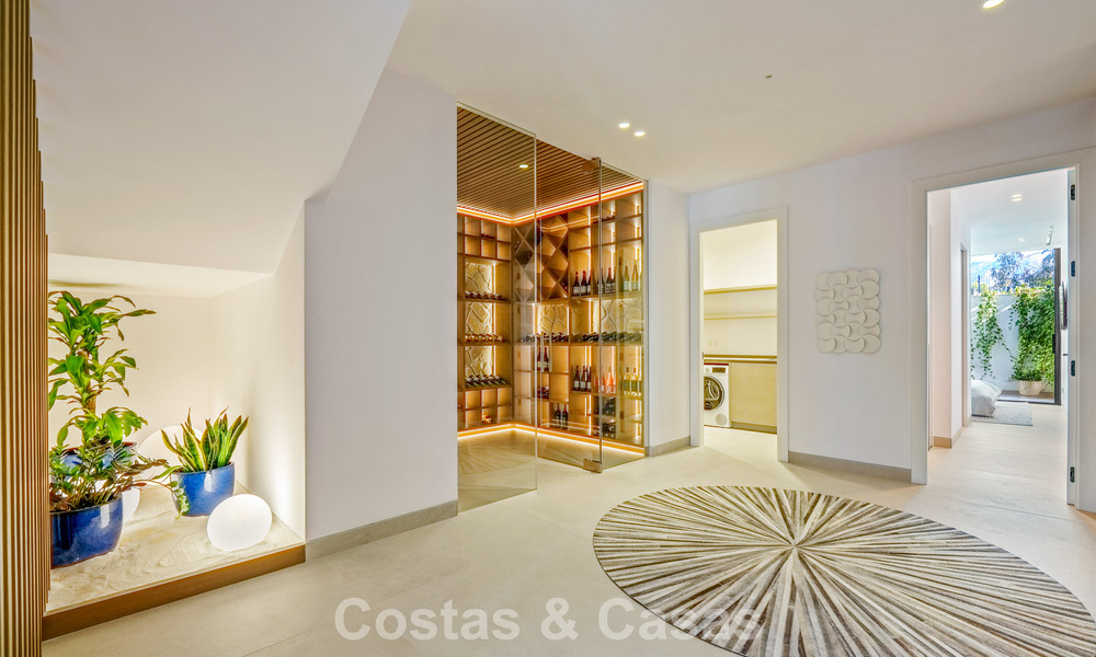 Exclusive contemporary luxury villa for sale within a secured community in La Quinta, Benahavís - Marbella 789405